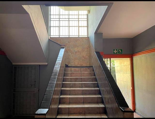 1 BEDROOM APARTMENT FOR SALE IN SUNNYSIDE